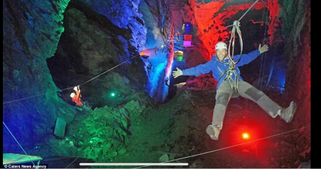Zip Cottage Sleeps 2-3 Climb Snowdon Zip World Tanygrisiau 外观 照片